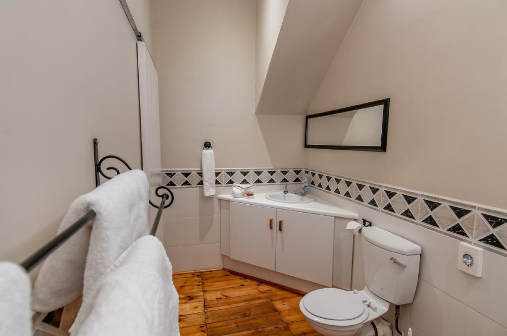 Lenore Guest House Порт-Елізабет Екстер'єр фото